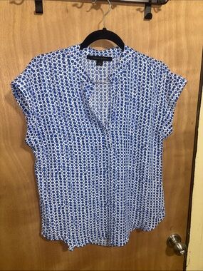 Cynthia Steffe Blue and White Geo Print Cap Sleeve Blouse